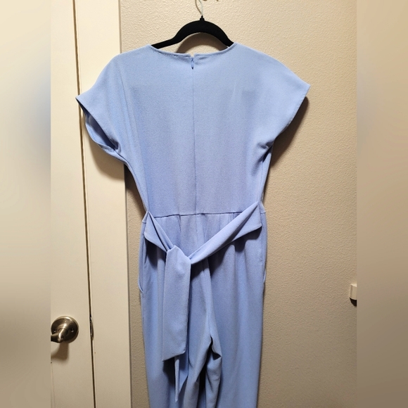 Express jumpsuit in darling blue color XS - Picture 3 of 3
